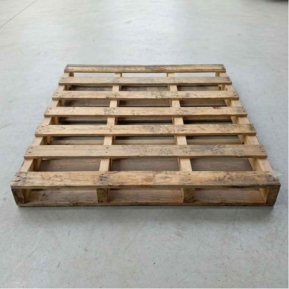 Tarima Industrial de Uso Rudo Pallet de Madera Reciclada